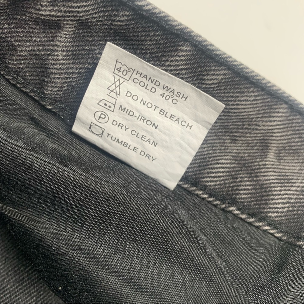Princess Polly Zaneta Washed Black Distressed Straight Leg Denim Jeans NWT - Picture 13 of 16
